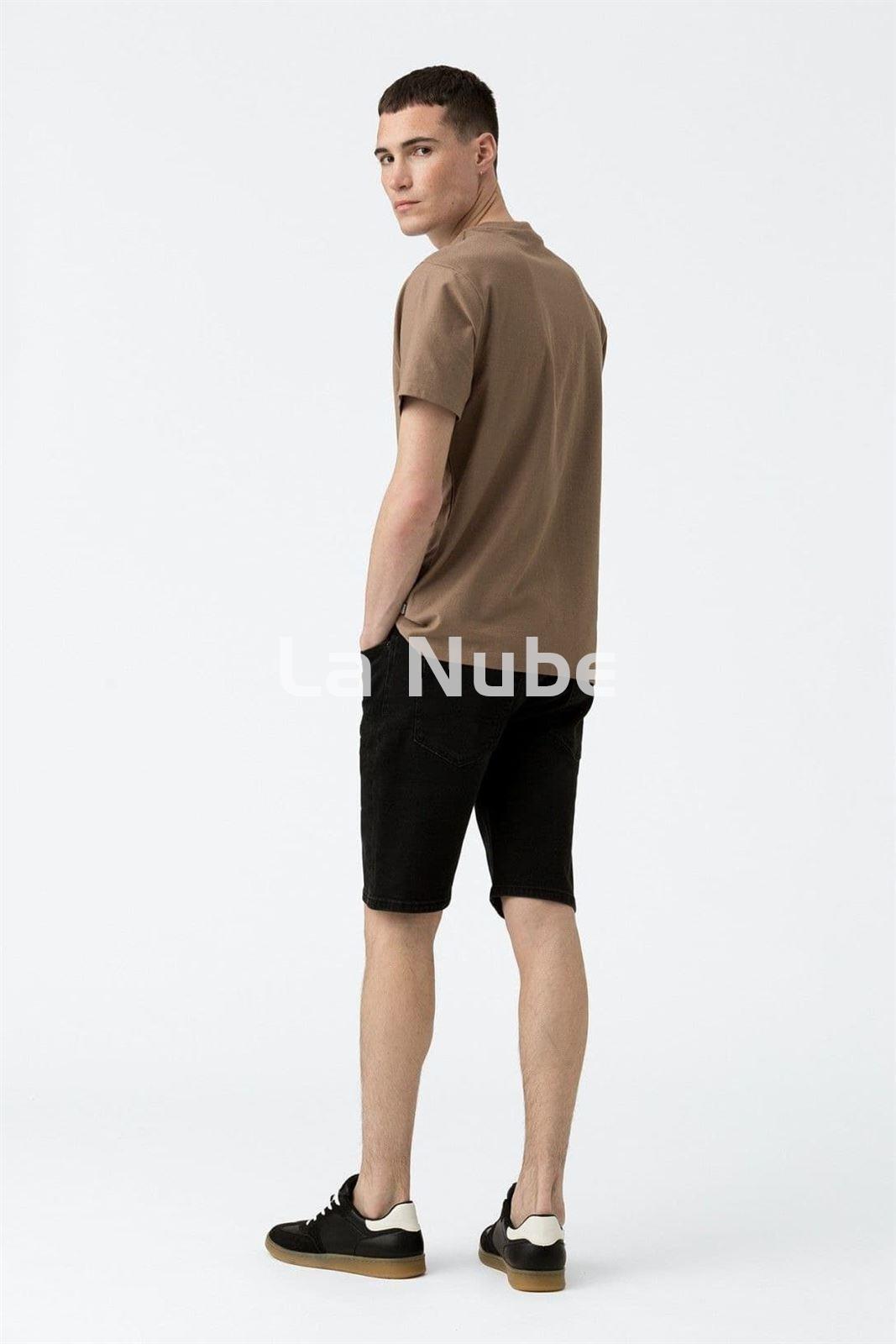 Bermuda Slim - Imagen 2