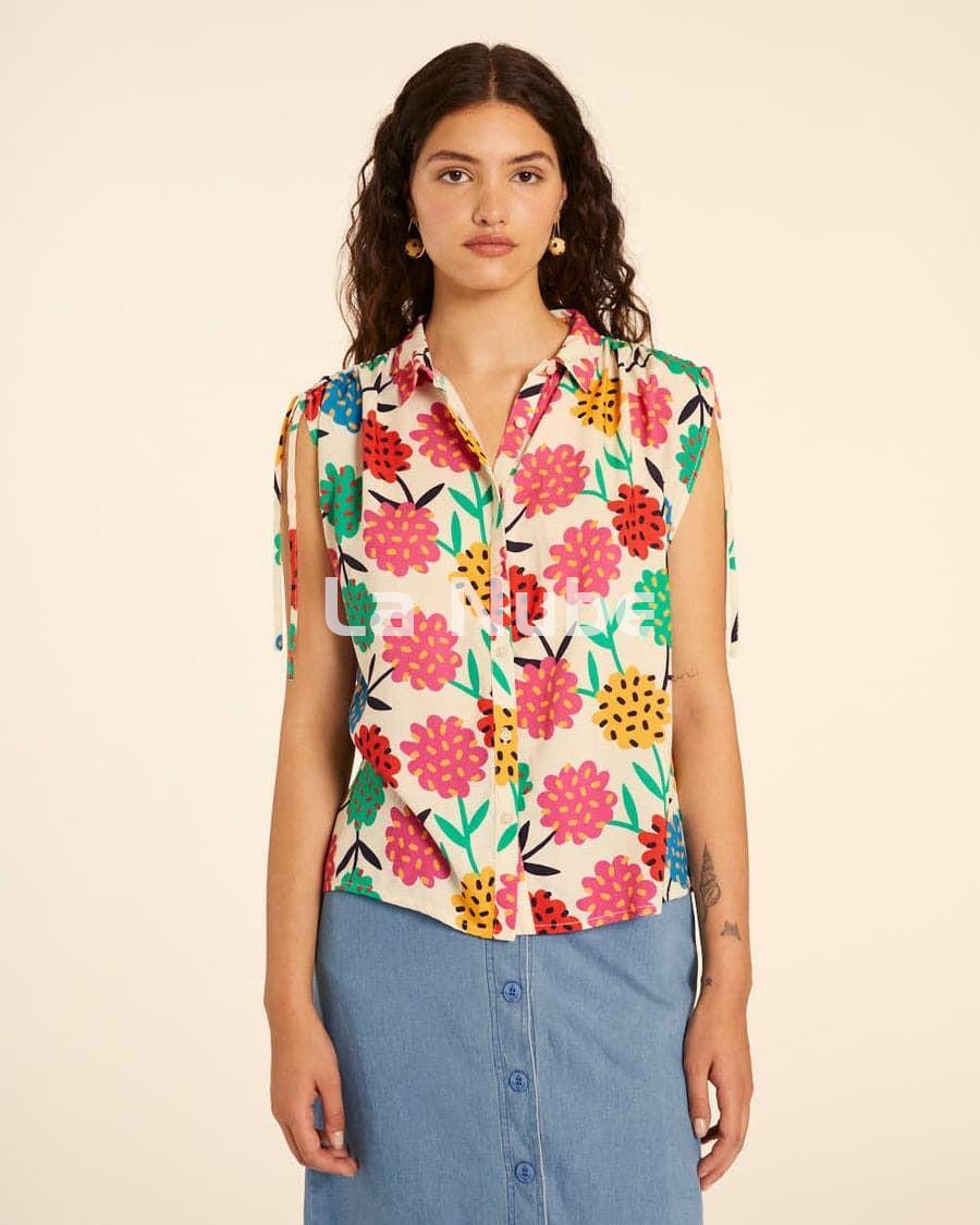 Camisa fruncida flores - Imagen 2