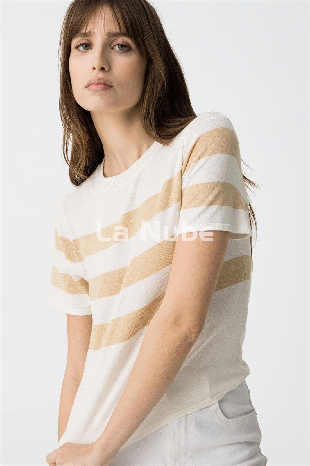 Camiseta Claudie - Imagen 4